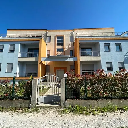 Miloen Gjiri I Lalzit *