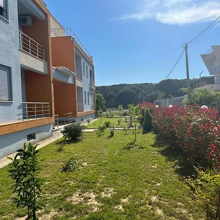 Apartament Miloen Gjiri I Lalzit Durrës