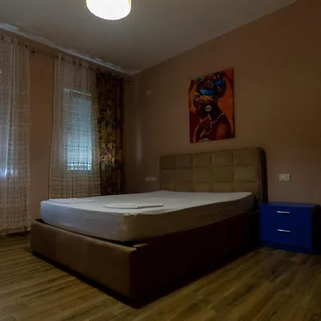 Miloen Gjiri I Lalzit Dıraç
