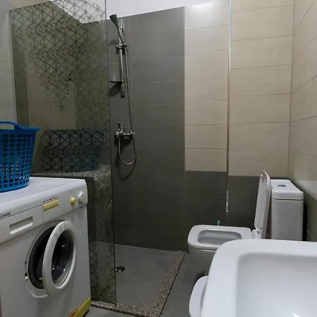 Daire Miloen Gjiri I Lalzit Dıraç