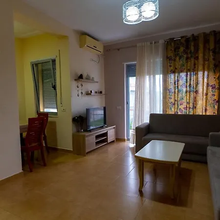 Miloen Gjiri I Lalzit Daire