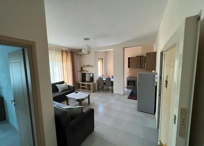 Miloen Gjiri I Lalzit Apartament
