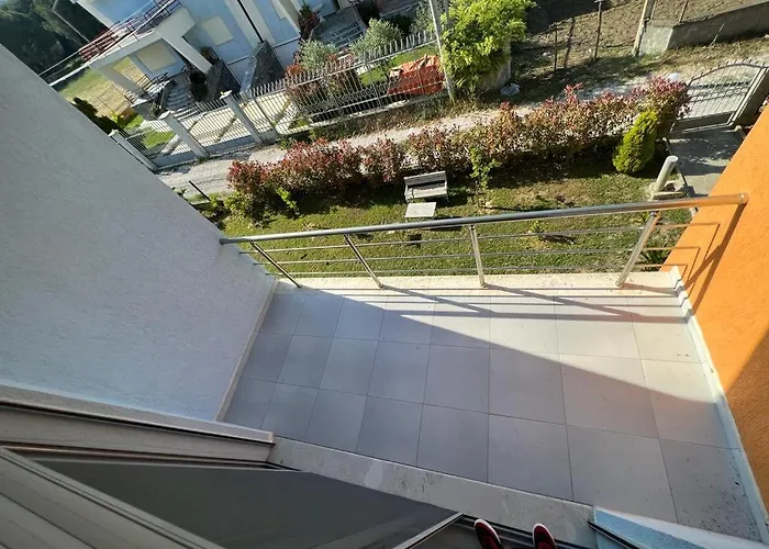 Apartament Miloen Gjiri I Lalzit Durrës