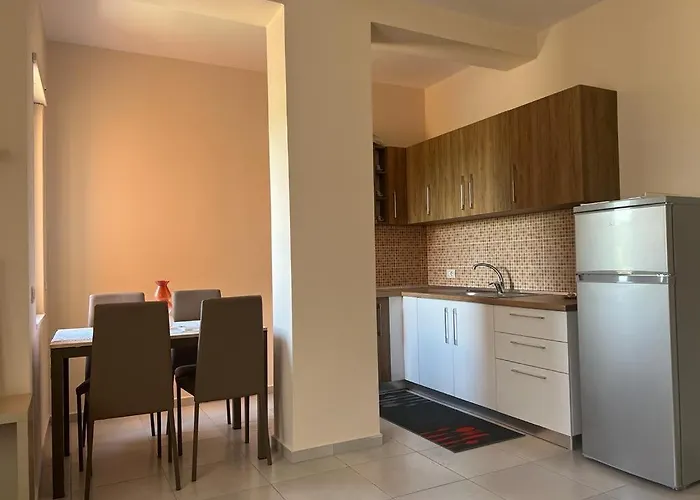 Miloen Gjiri I Lalzit Durrës