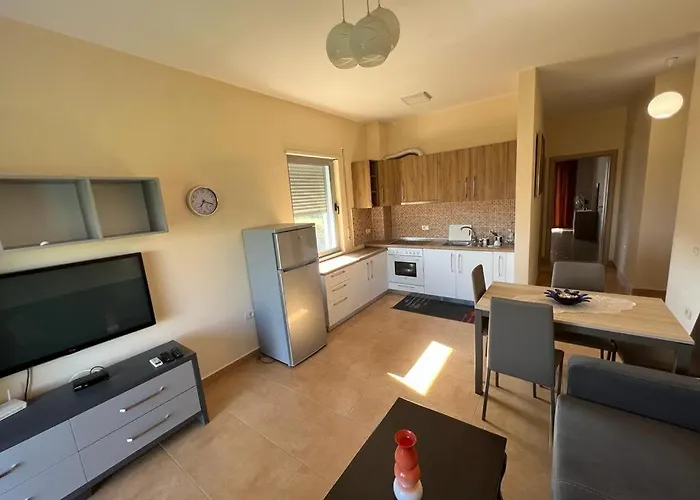 Miloen Gjiri I Lalzit * Durrës