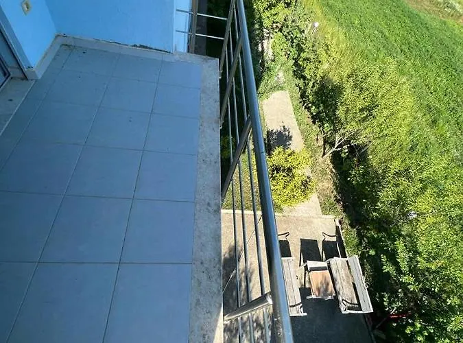 Miloen Gjiri I Lalzit