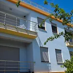 Apartment Miloen Gjiri I Lalzit *