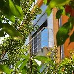 Miloen Gjiri I Lalzit Apartment *