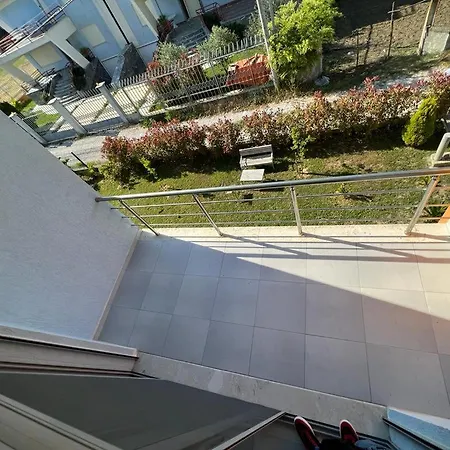 Apartment Miloen Gjiri I Lalzit Draci