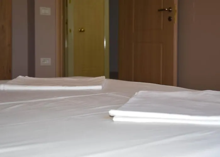 Apartment Miloen Gjiri I Lalzit